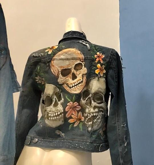 Tú pones la idea, yo la plasmo  en tela.